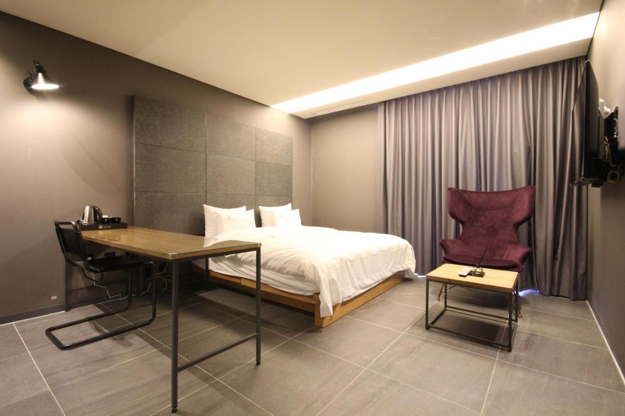 Hotel Eco Stay Jeonju Exterior photo