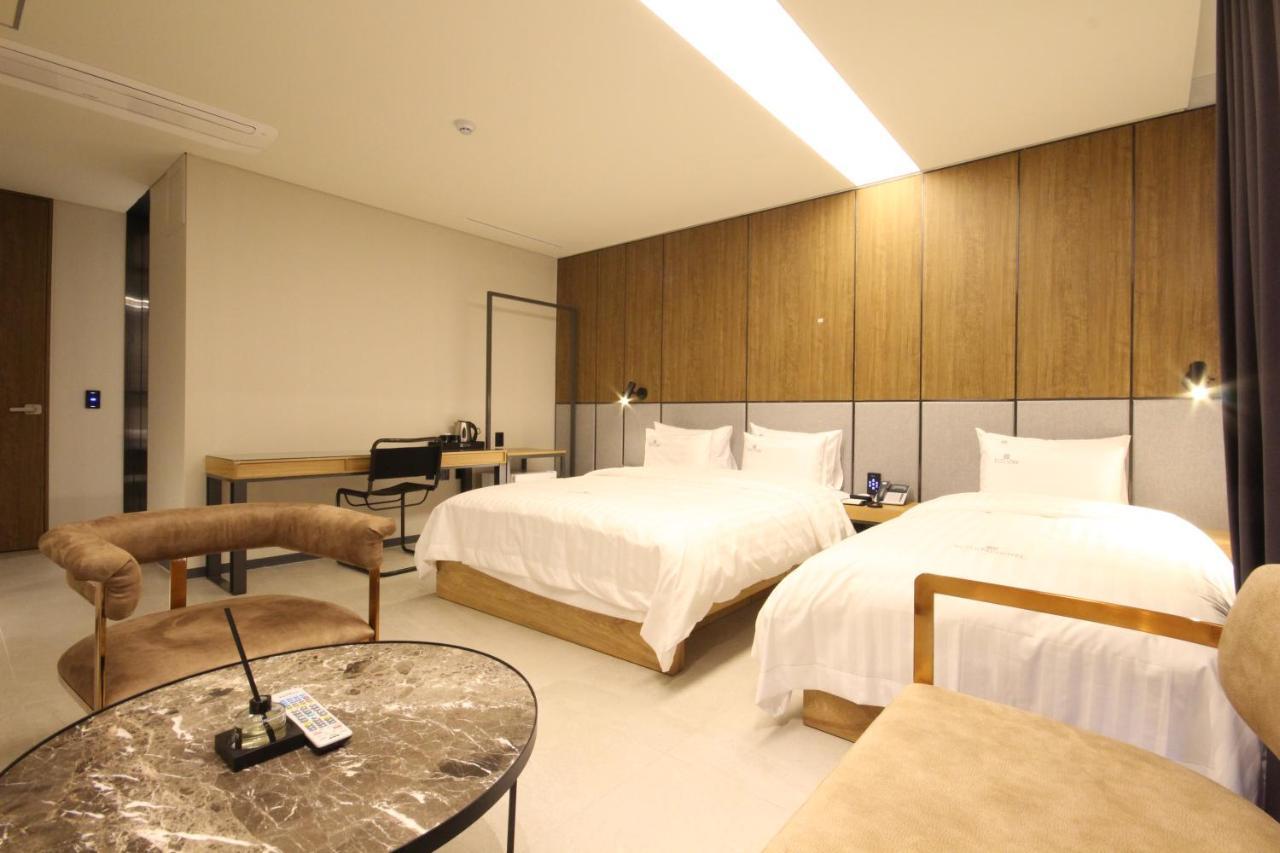 Hotel Eco Stay Jeonju Exterior photo