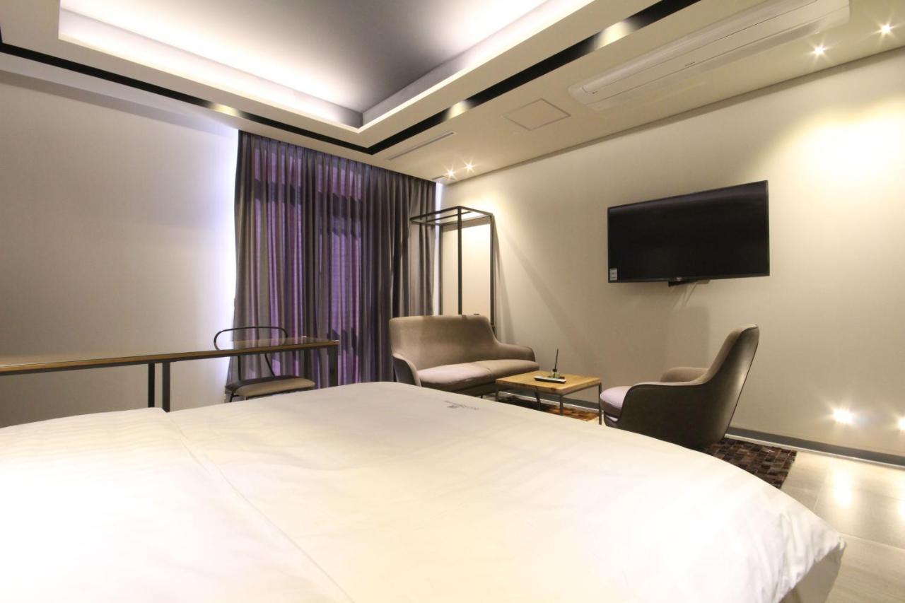 Hotel Eco Stay Jeonju Exterior photo