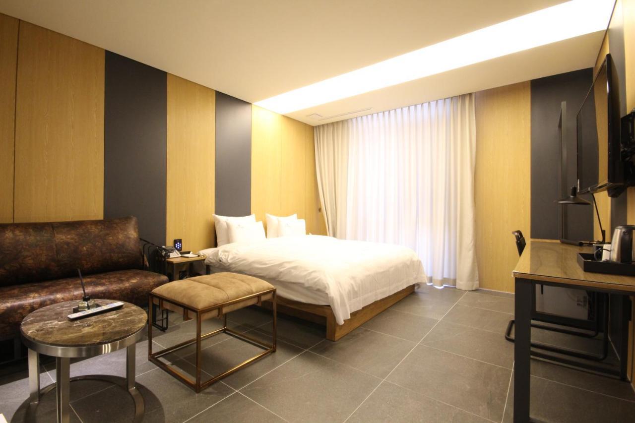 Hotel Eco Stay Jeonju Exterior photo